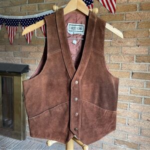 1970s  dark brown leather vest by Chess King, vintage mens Vest size L